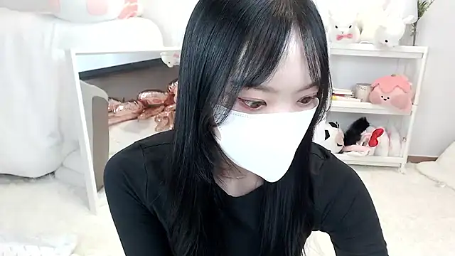 momo room online show from June 6, 5:56 am
