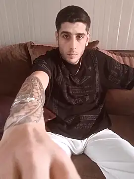 arenn1997 online show from March 1, 12:18 pm