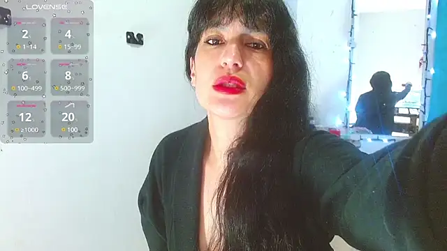 Snapshot of cristina_connor chatting on March 20, 4:29 am cristina connor online show from March 20, 4:29 am