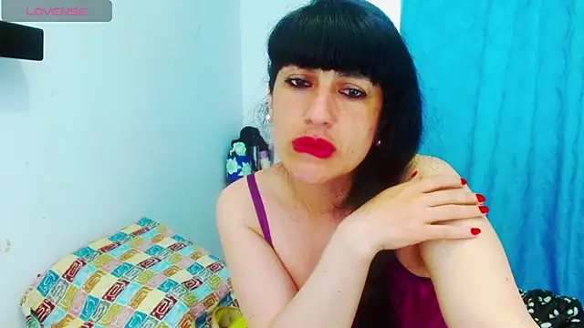 Snapshot of cristina_connor chatting on October 8, 12:19 am cristina connor online show from October 8, 12:19 am