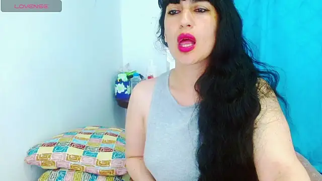 Snapshot of cristina_connor chatting on October 14, 2:34 am cristina connor online show from October 14, 2:34 am