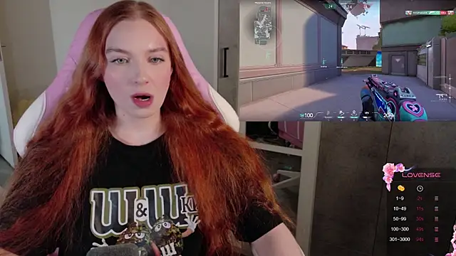 Snapshot of cinnabon_girls chatting on February 8, 10:51 am cinnabon girls online show from February 8, 10:51 am