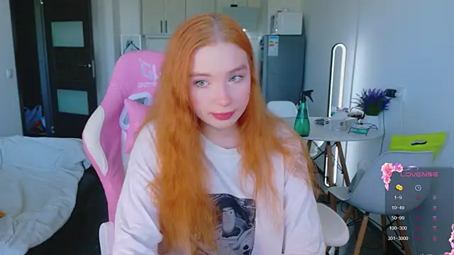Snapshot of cinnabon_girls chatting on June 29, 1:22 pm cinnabon girls online show from June 29, 1:22 pm