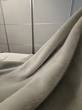 Hardmard online show from March 30, 1:23 pm