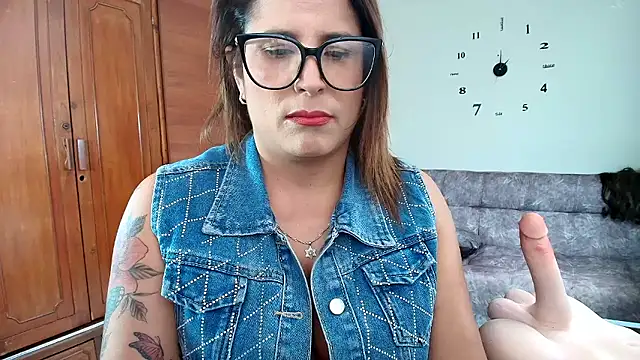 Snapshot of Majo_Soussa chatting on May 16, 1:54 pm Majo Soussa online show from May 16, 1:54 pm