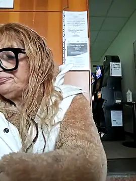 Snapshot of eva2023sexy chatting on February 10, 2:37 pm eva2023sexy online show from February 10, 2:37 pm