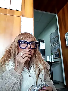 Snapshot of eva2023sexy chatting on February 15, 11:39 am eva2023sexy online show from February 15, 11:39 am