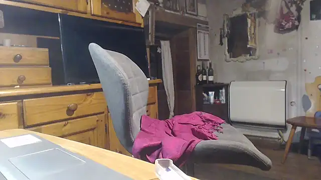 Snapshot of eva2023sexy chatting on September 21, 9:49 pm eva2023sexy online show from September 21, 9:49 pm