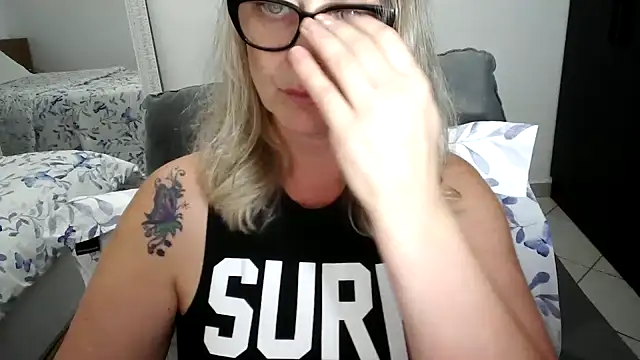 Snapshot of Micchellina chatting on January 18, 11:11 pm Micchellina online show from January 18, 11:11 pm