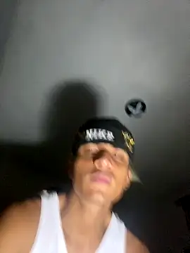 Blackk6889 online show from October 19, 6:47 am