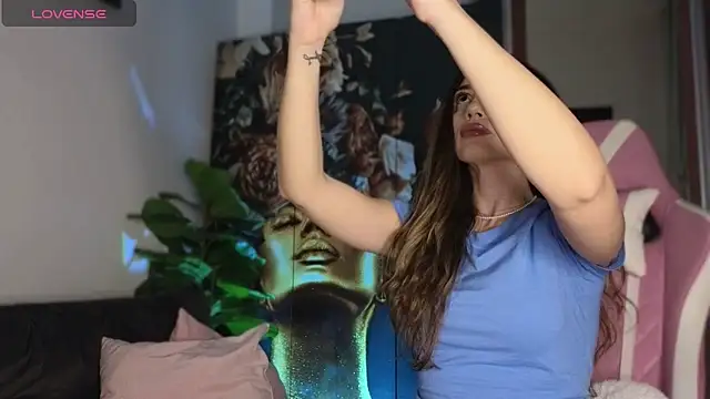 ReyaSophia online show from February 24, 9:46 pm