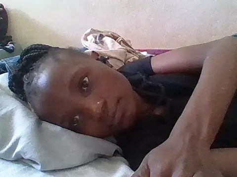 Snapshot of SexyNeedle22 chatting on April 30, 8:42 am SexyNeedle22 online show from April 30, 8:42 am