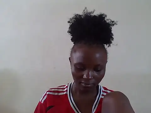 Snapshot of SexyNeedle22 chatting on June 20, 9:34 am SexyNeedle22 online show from June 20, 9:34 am