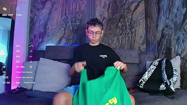 Daviid laidd online show from February 11, 7:30 pm