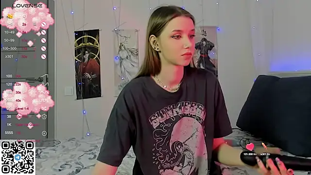 Snapshot of JorRoger chatting on February 11, 2:46 am JorRoger online show from February 11, 2:46 am