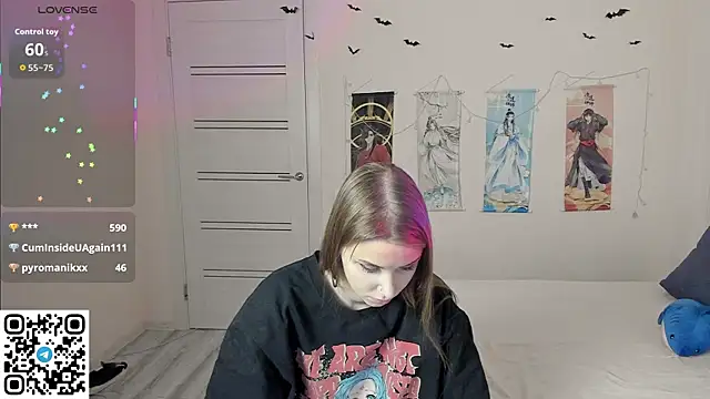 Snapshot of JorRoger chatting on November 6, 3:18 am JorRoger online show from November 6, 3:18 am