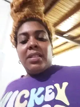 Snapshot of ELLA_KELLY chatting on April 16, 11:44 am ELLA KELLY online show from April 16, 11:44 am