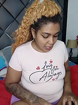 Snapshot of ELLA_KELLY chatting on May 19, 12:00 pm ELLA KELLY online show from May 19, 12:00 pm