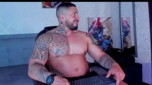 Cristian Walker online show from February 8, 10:13 pm