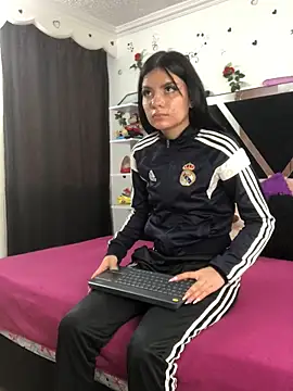 1lovelygirls online show from October 17, 12:08 pm