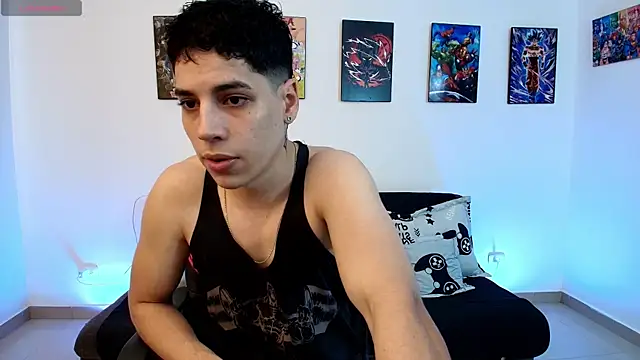 Snapshot of jonathanjoestar_ chatting on July 10, 8:33 pm jonathanjoestar online show from July 10, 8:33 pm