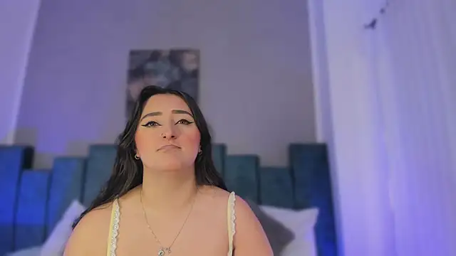 Snapshot of Kathia_Morelli chatting on July 15, 11:37 am Kathia Morelli online show from July 15, 11:37 am