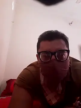 Snapshot of Samud9 chatting on November 10, 8:02 am Samud9 online show from November 10, 8:02 am