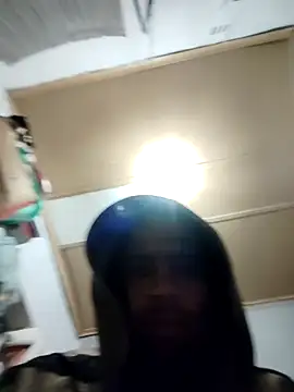 Snapshot of Tigermanboy chatting on October 30, 9:04 pm Tigermanboy online show from October 30, 9:04 pm