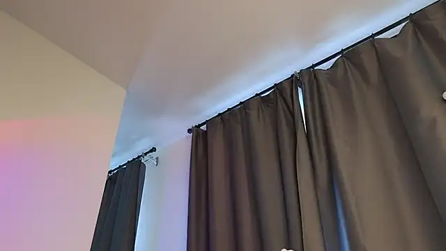 Snapshot of _eva_queen chatting on April 28, 10:53 am eva queen online show from April 28, 10:53 am