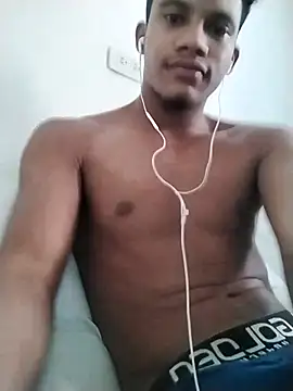 Gutierrez6383 online show from March 12, 9:24 pm