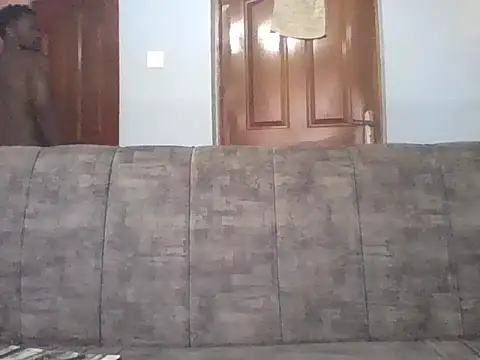 Snapshot of Tonedom chatting on October 12, 6:12 am Tonedom online show from October 12, 6:12 am