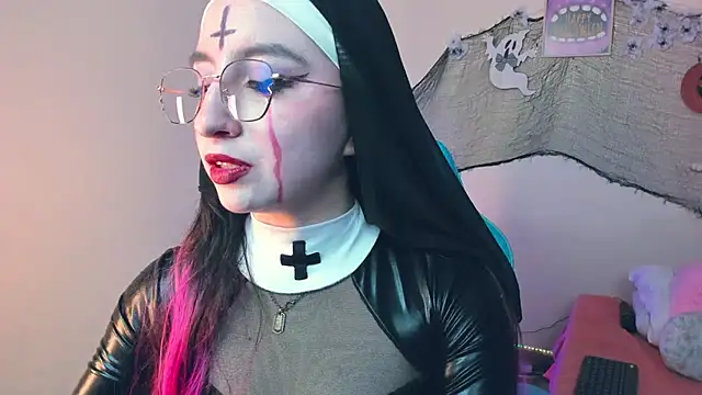 Julieta cott online show from October 31, 12:22 am