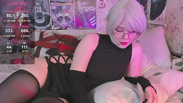 Snapshot of Freezy_Gerda chatting on October 27, 5:28 pm Freezy Gerda online show from October 27, 5:28 pm