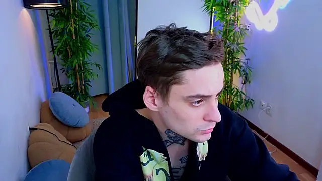 Snapshot of ohhottom chatting on April 3, 11:36 pm ohhottom online show from April 3, 11:36 pm