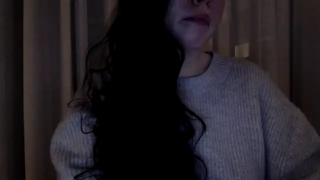 Snapshot of Sandysecret chatting on February 12, 8:18 pm Sandysecret online show from February 12, 8:18 pm