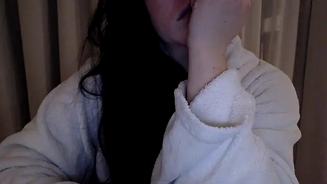 Snapshot of Sandysecret chatting on March 12, 9:03 pm Sandysecret online show from March 12, 9:03 pm