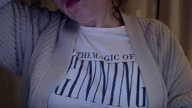 Snapshot of Sandysecret chatting on November 5, 8:42 pm Sandysecret online show from November 5, 8:42 pm