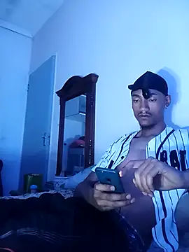 Snapshot of ZaddyBigDee chatting on September 20, 9:38 pm ZaddyBigDee online show from September 20, 9:38 pm