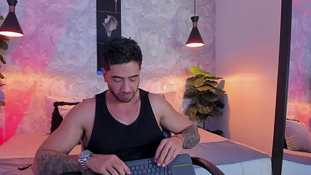 Nate franco online show from October 31, 4:24 am