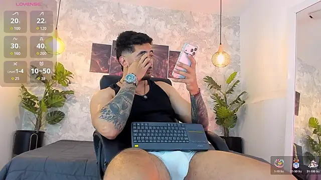 Snapshot of Nate_franco chatting on July 12, 5:53 am Nate franco online show from July 12, 5:53 am