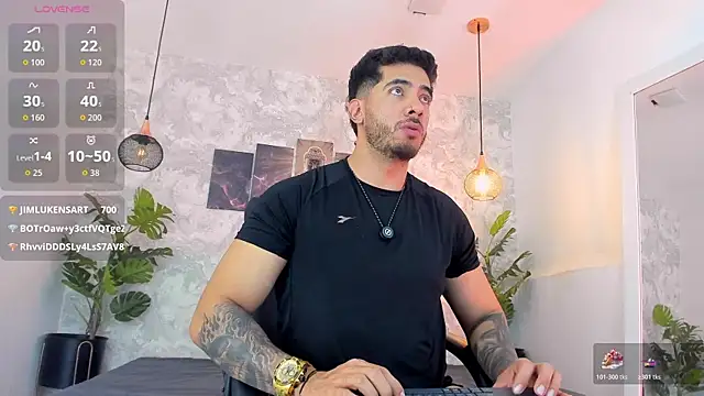 Snapshot of Nate_franco chatting on July 15, 3:39 pm Nate franco online show from July 15, 3:39 pm