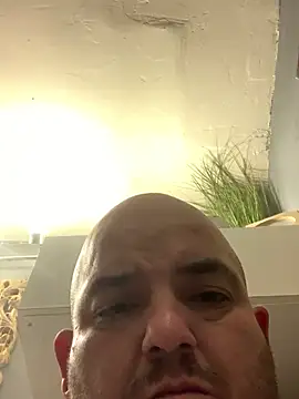 valleyoneofakind online show from March 29, 8:25 am