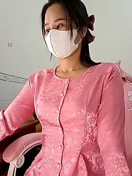    Erin    online show from February 10, 2:26 am