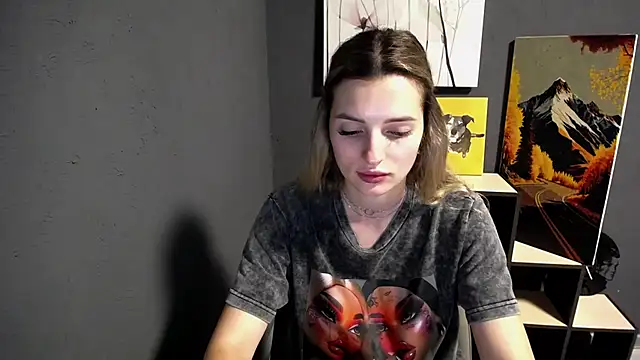 lady olivia  online show from June 9, 4:29 pm