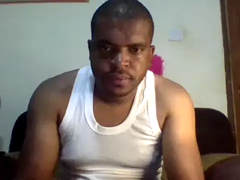 Snapshot of lui_cuuty chatting on March 4, 3:00 am lui cuuty online show from March 4, 3:00 am