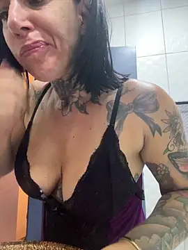 YasmimBrasil online show from April 10, 6:51 am