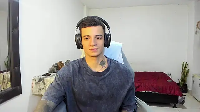 Balo lovers online show from December 5, 4:14 pm