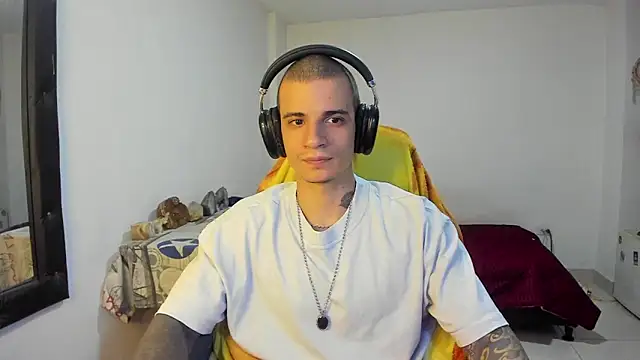 Balo lovers online show from March 31, 3:12 pm