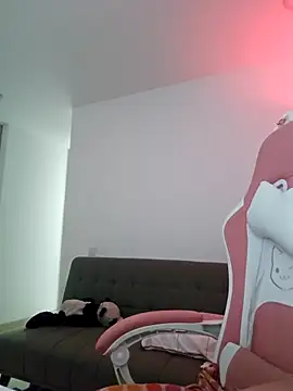 azumiichan online show from March 29, 12:10 am