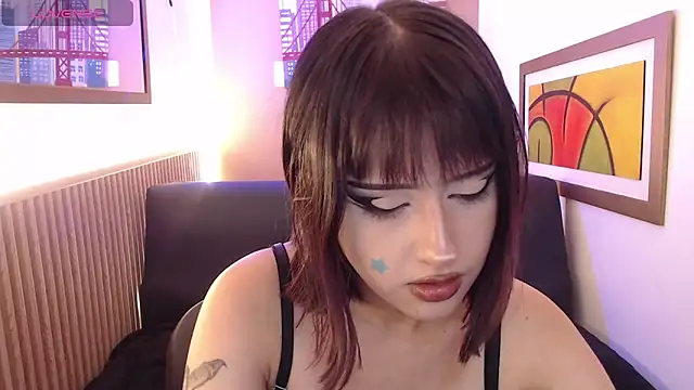 Snapshot of soffiaha_lor chatting on June 16, 8:55 pm soffiaha lor online show from June 16, 8:55 pm